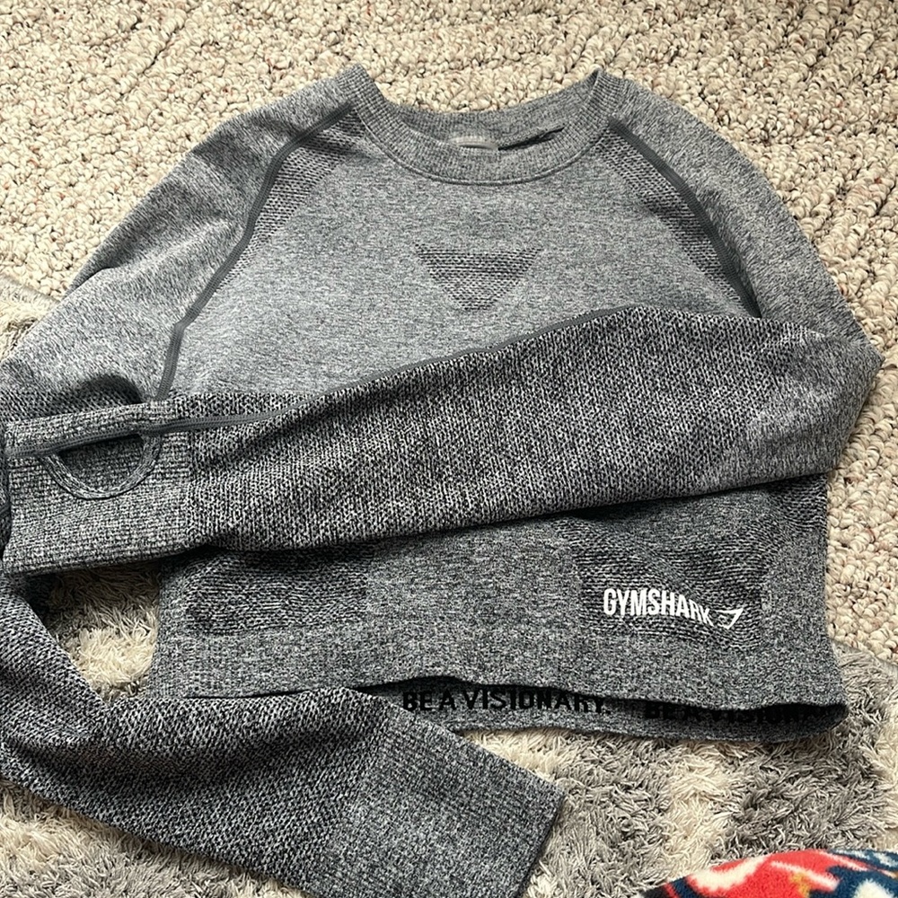 Gym shark, never warn